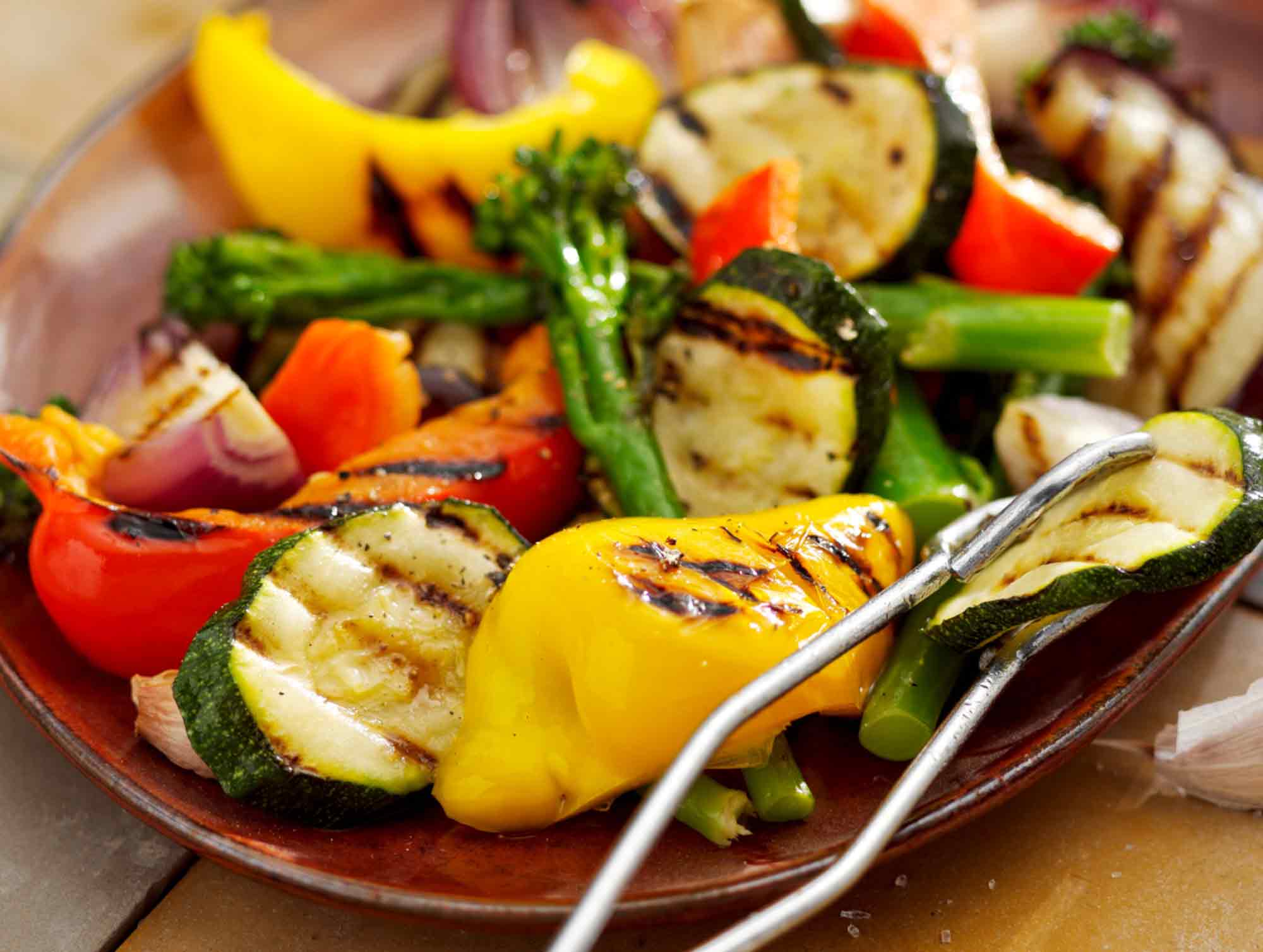 Sådan bevarer du grøntagers næringsstoffer under madlavning: Dampning af grøntsager