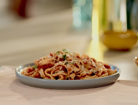 Kikærte-tagliatelle