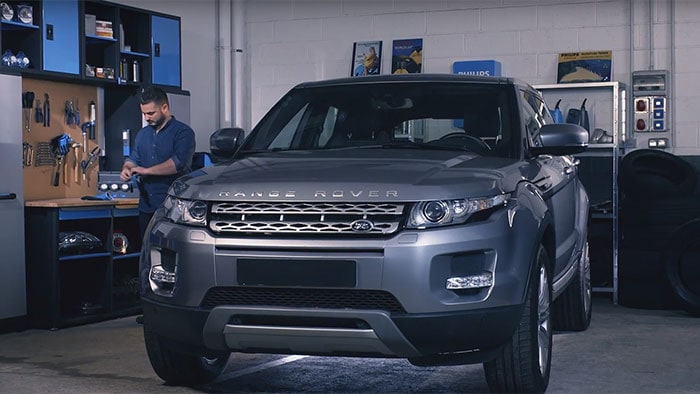 Sådan udskifter du lyskilder på din Range Rover Evoque