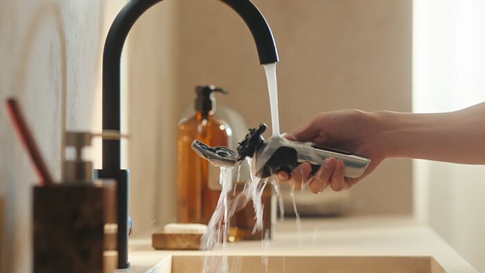 Sådan renser du din S9000-shaver
